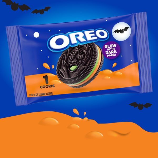 Oreo Halloween Green and Orange Creme